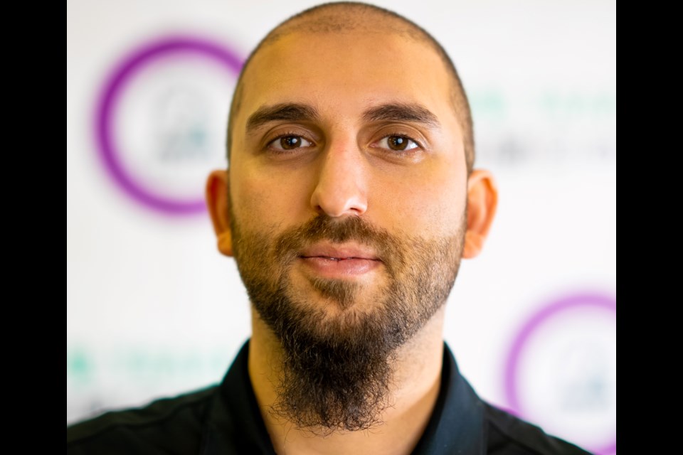 Dr. Ardavan Eizadirad