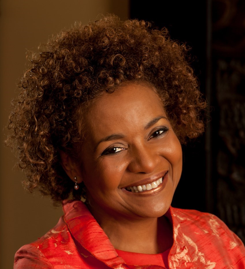 Hon. Michaëlle Jean Table